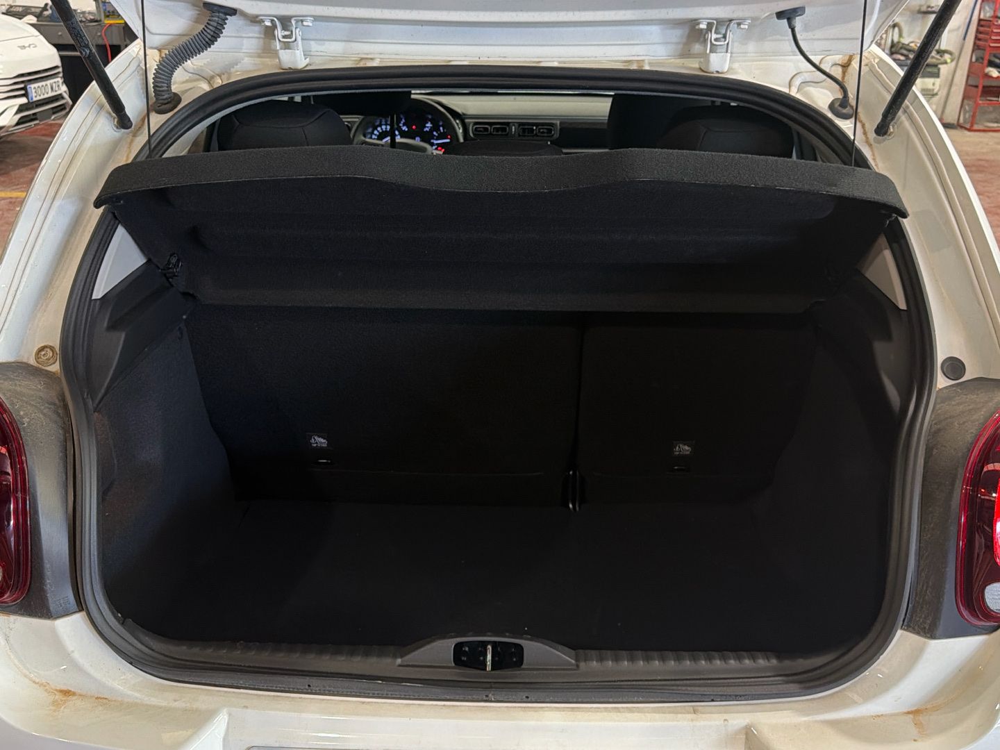 Imatge del vehicle 6