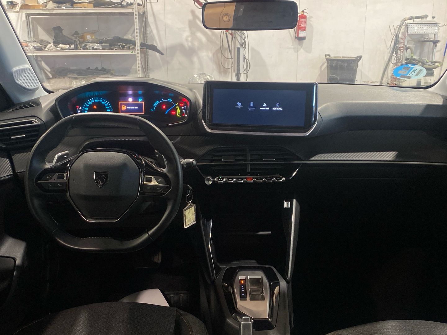 Vehicle image 8