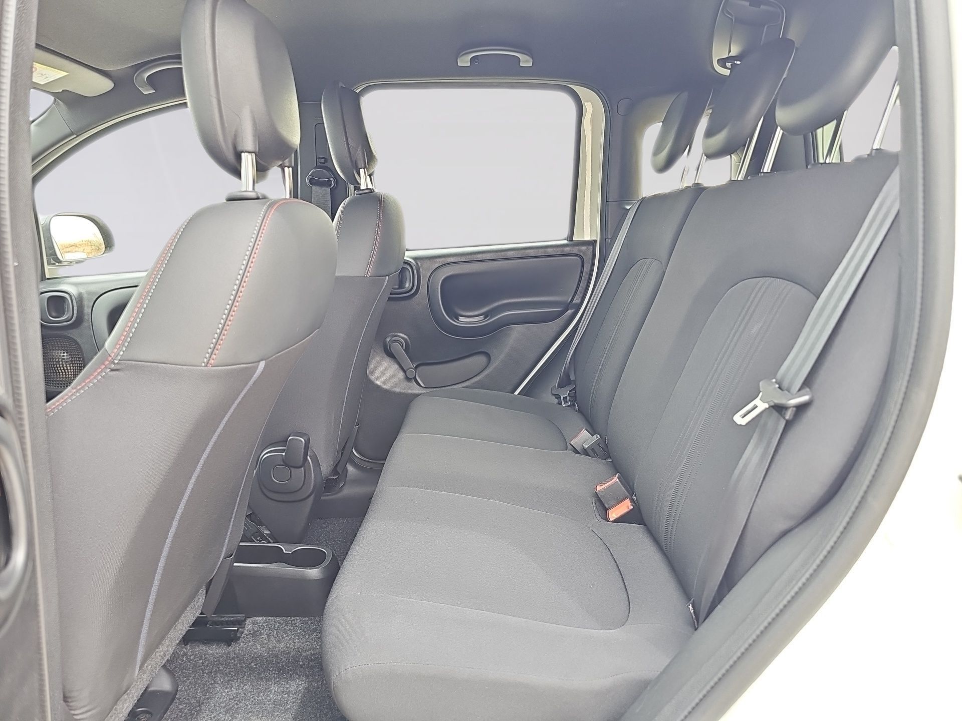 Foto 12 Fiat Panda 1.0 Hybrid Gse Sport 51 kW (70 CV)