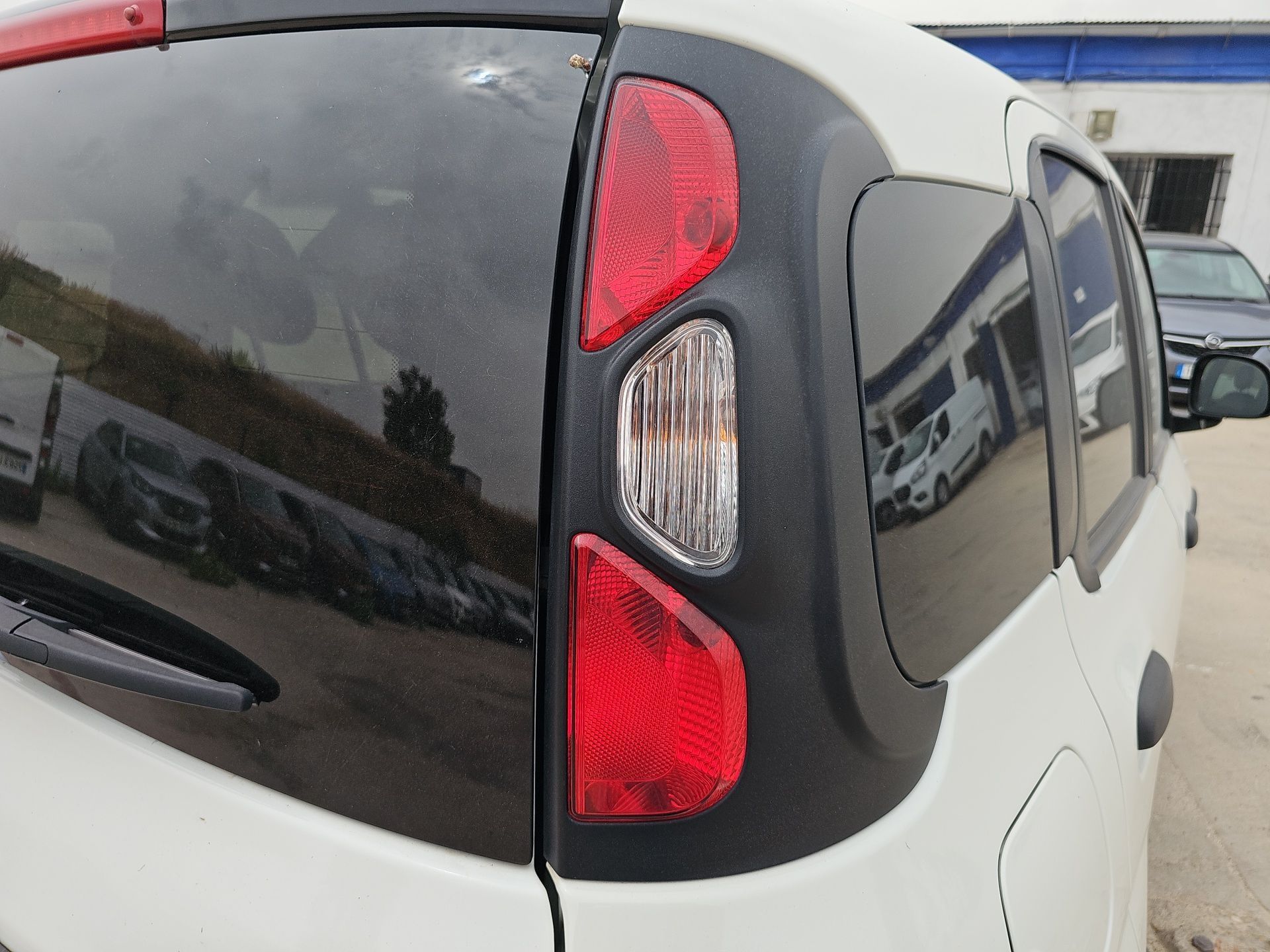 Foto 17 Fiat Panda 1.0 Hybrid Gse Sport 51 kW (70 CV)