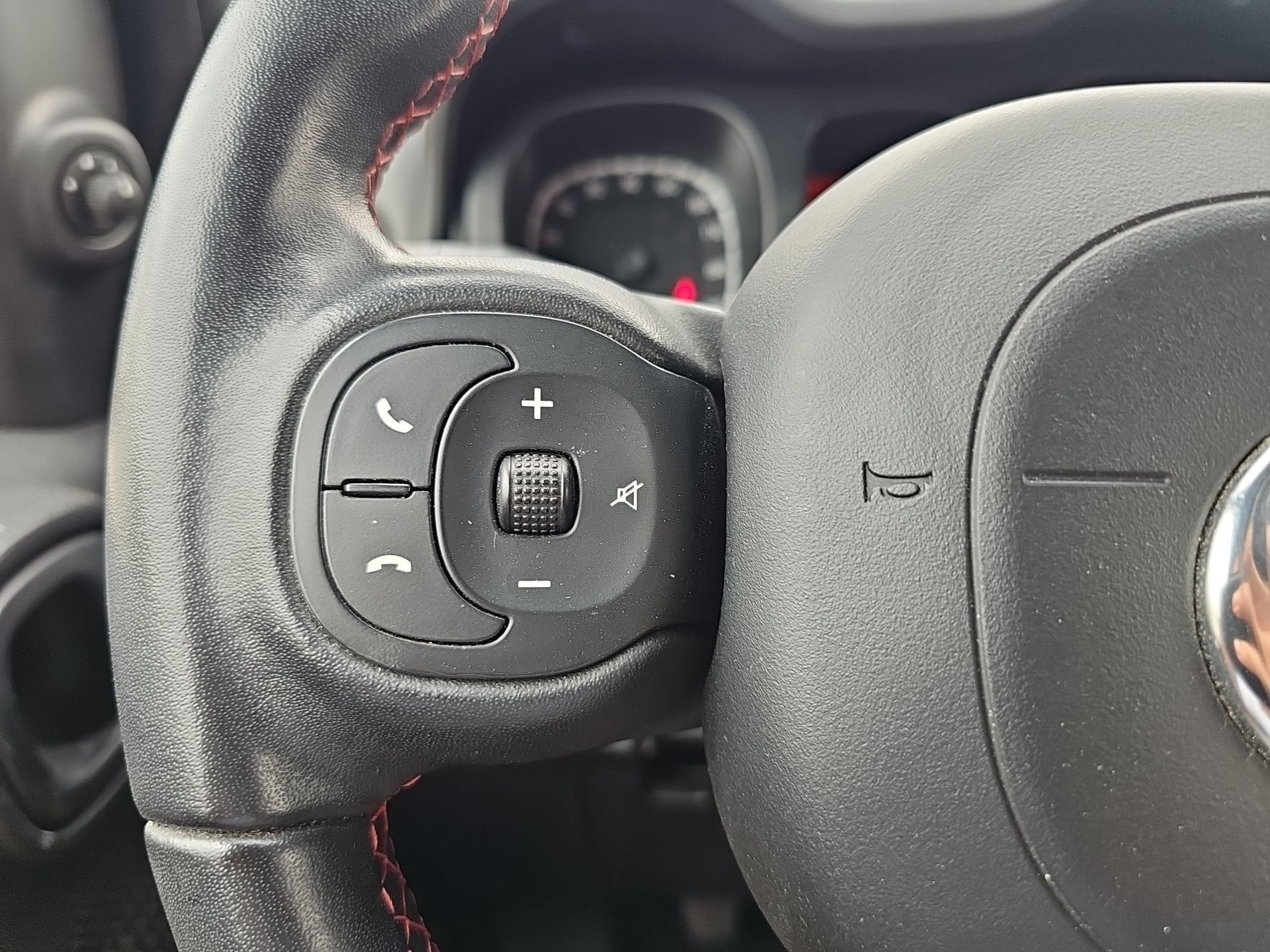 Foto 20 Fiat Panda 1.0 Hybrid Gse Sport 51 kW (70 CV)
