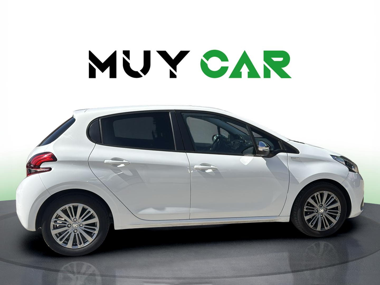 Imagen Peugeot 208