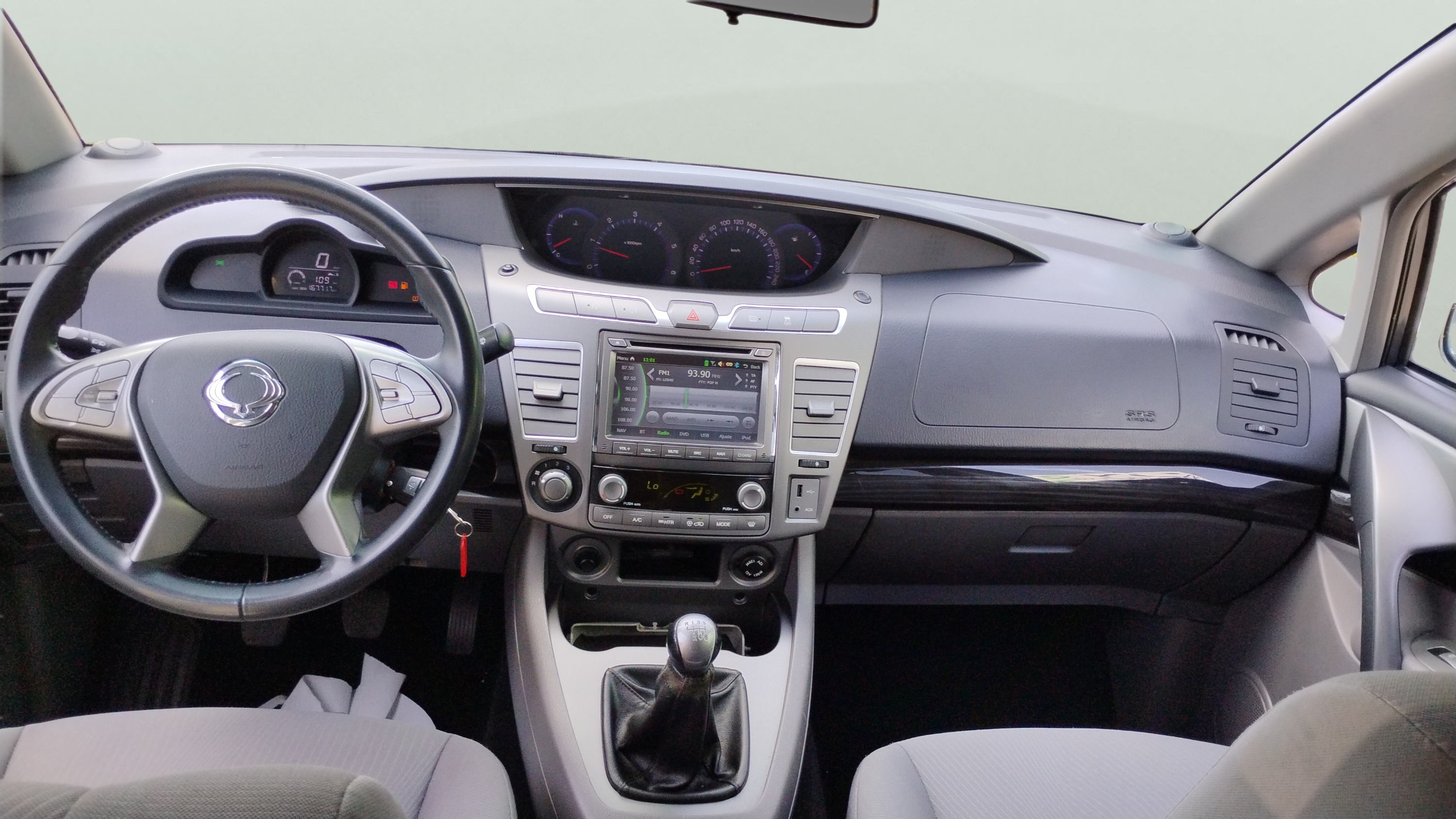 Imagen Ssangyong Rodius