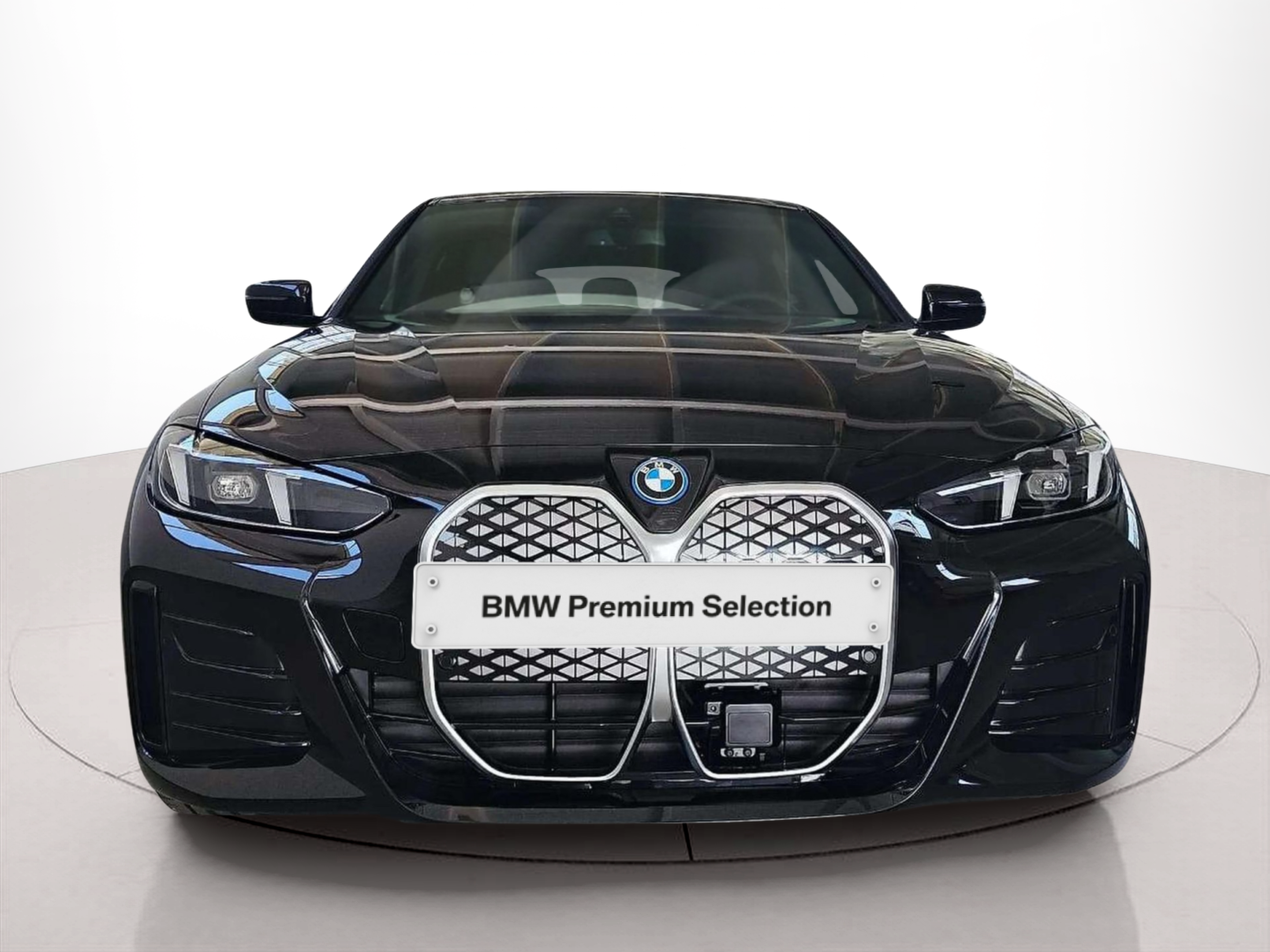 BMW i4 eDrive40 color Negro. Año 2025. 250KW(340CV). Eléctrico. En concesionario Lizaga Motor de Teruel