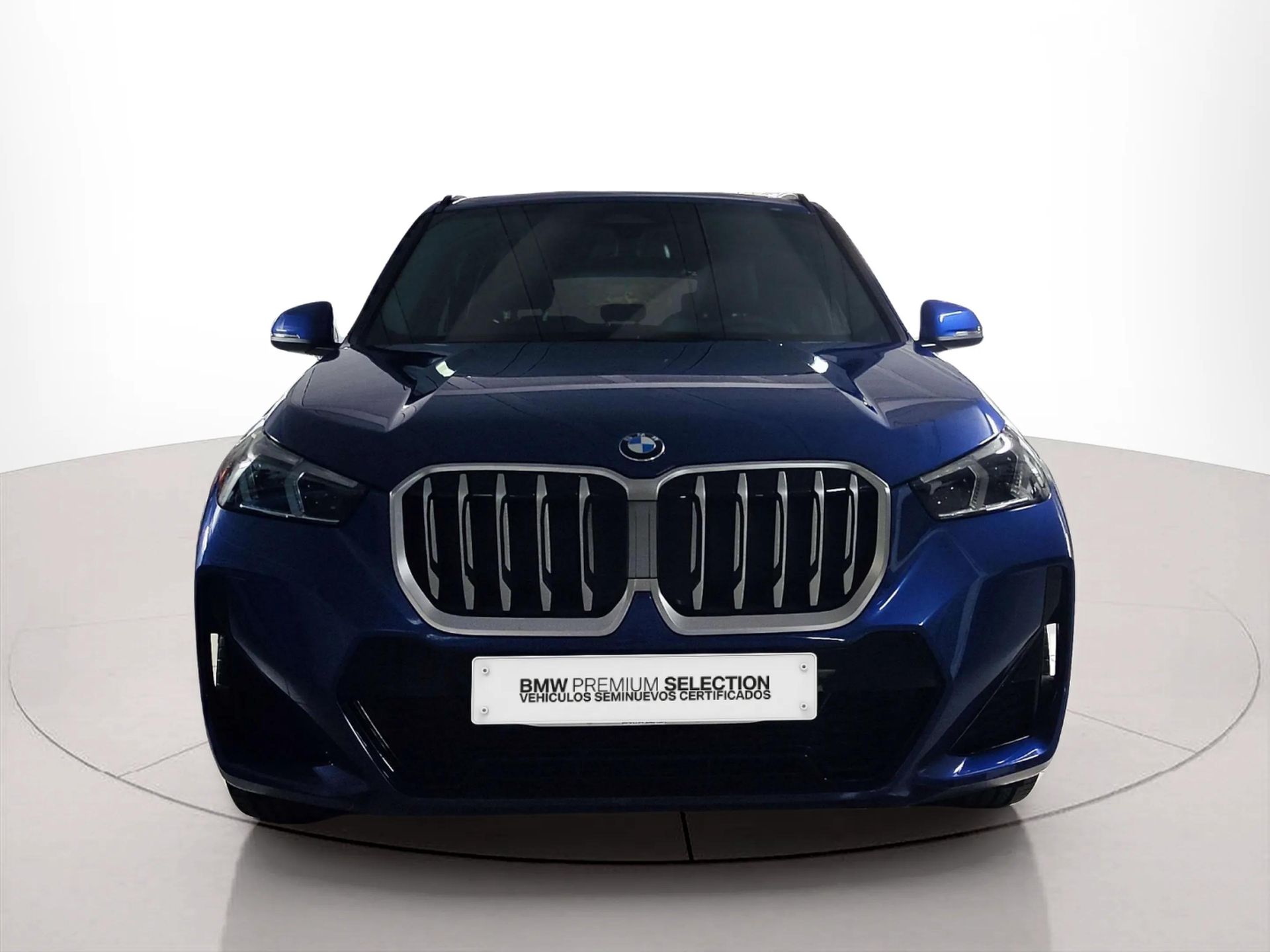 BMW X1 sDrive20d color Azul. Año 2025. 120KW(163CV). Diésel. En concesionario Lizaga Motor de Teruel