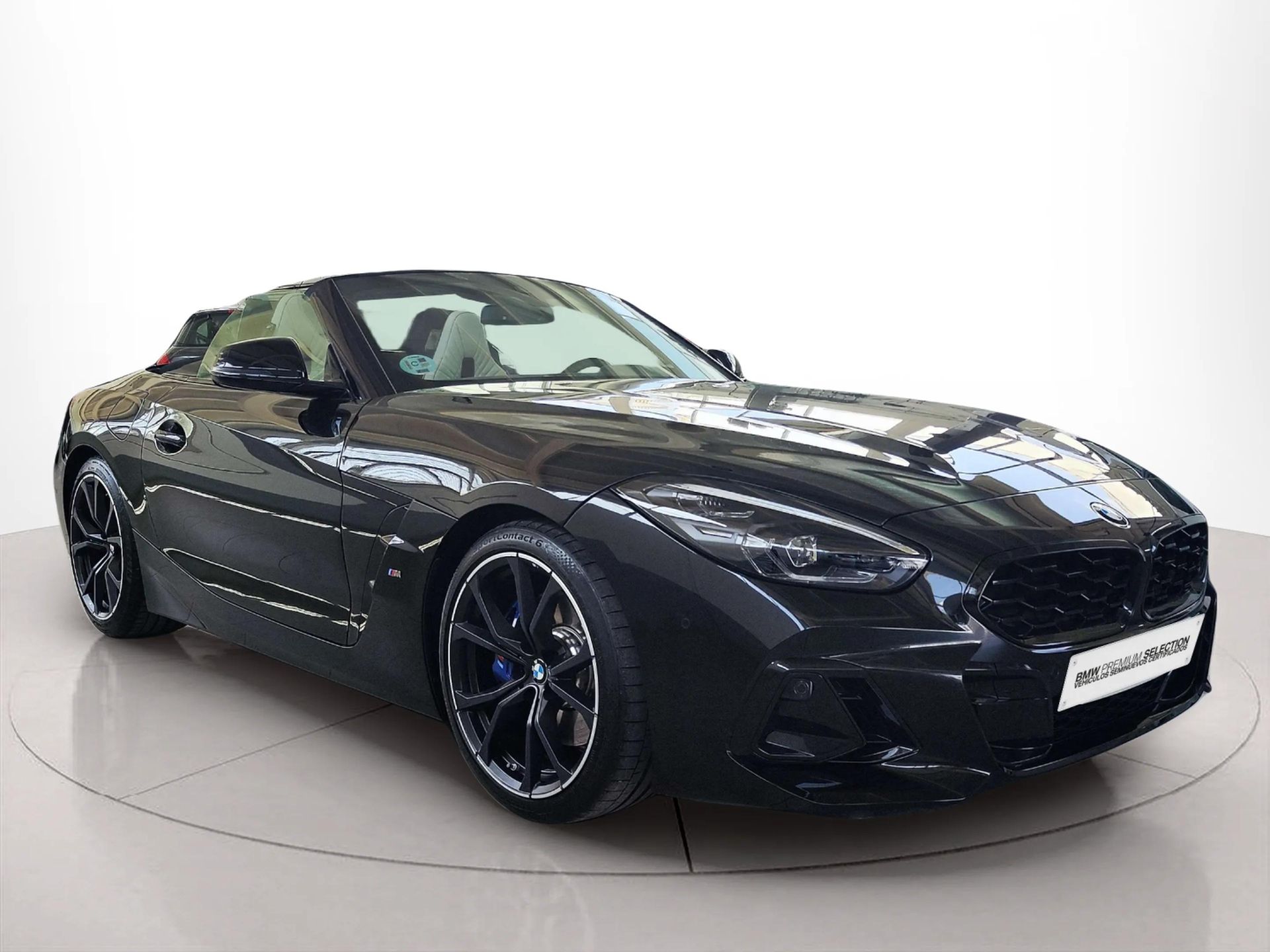 BMW Z4 M40i Cabrio color Negro. Año 2023. 250KW(340CV). Gasolina. En concesionario Lizaga Motor de Teruel