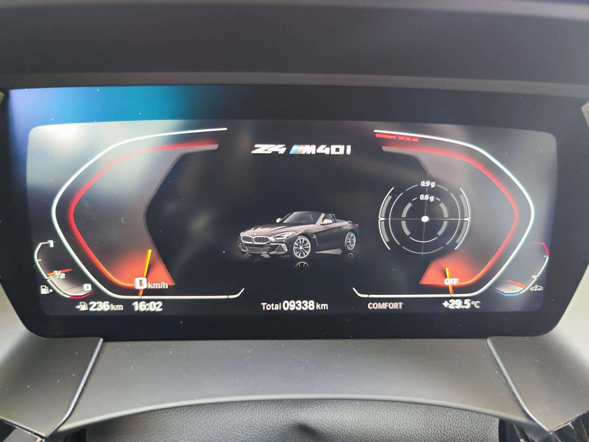 BMW Z4 M40i Cabrio color Negro. Año 2023. 250KW(340CV). Gasolina. En concesionario Lizaga Motor de Teruel