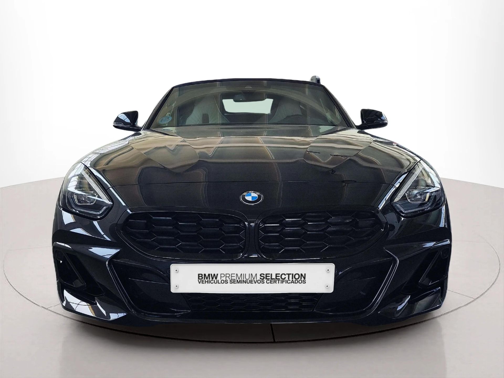 Fotos de BMW Z4 M40i Cabrio color Negro. Año 2023. 250KW(340CV). Gasolina. En concesionario Lizaga Motor de Teruel