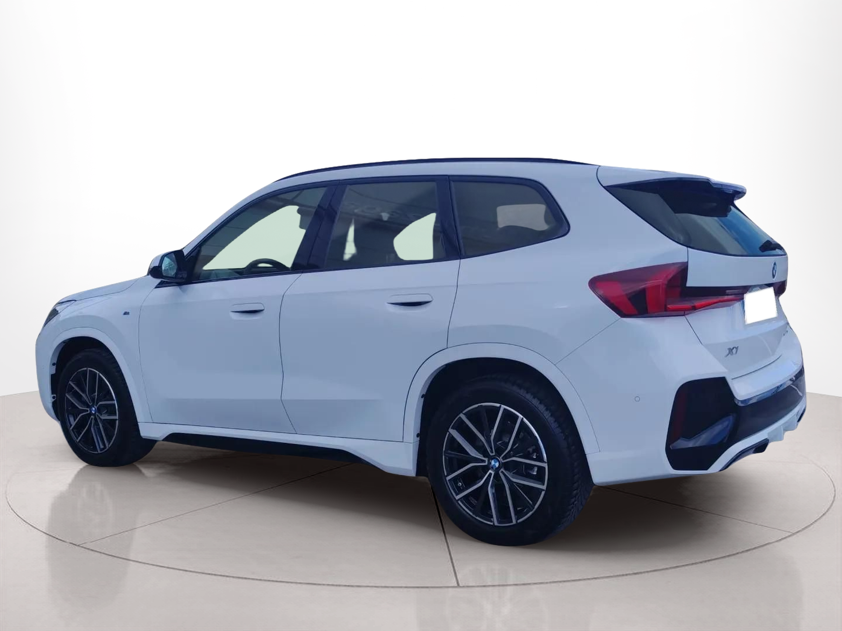 BMW X1 sDrive20i color Blanco. Año 2025. 125KW(170CV). Gasolina. En concesionario Lizaga Motor de Teruel