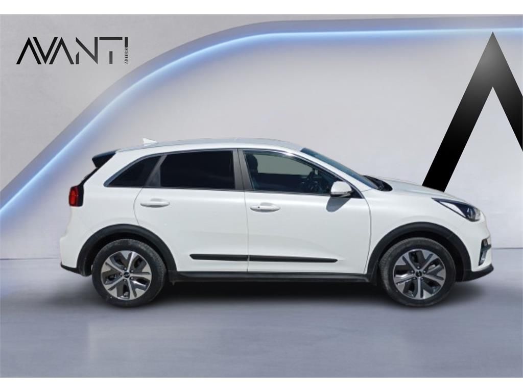 Foto 4 Kia e-Niro Concept 100 kW (136 CV)