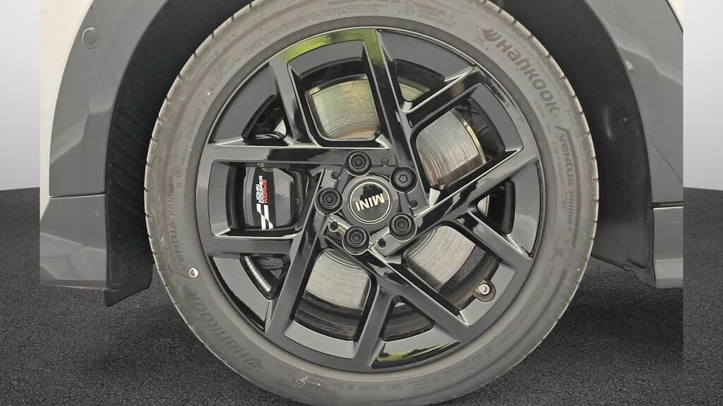 fotoG 13 del Mini MINI Cooper 3 Puertas MINI Cooper S 3 puertas 204cv Gasolina del 2025 en Madrid