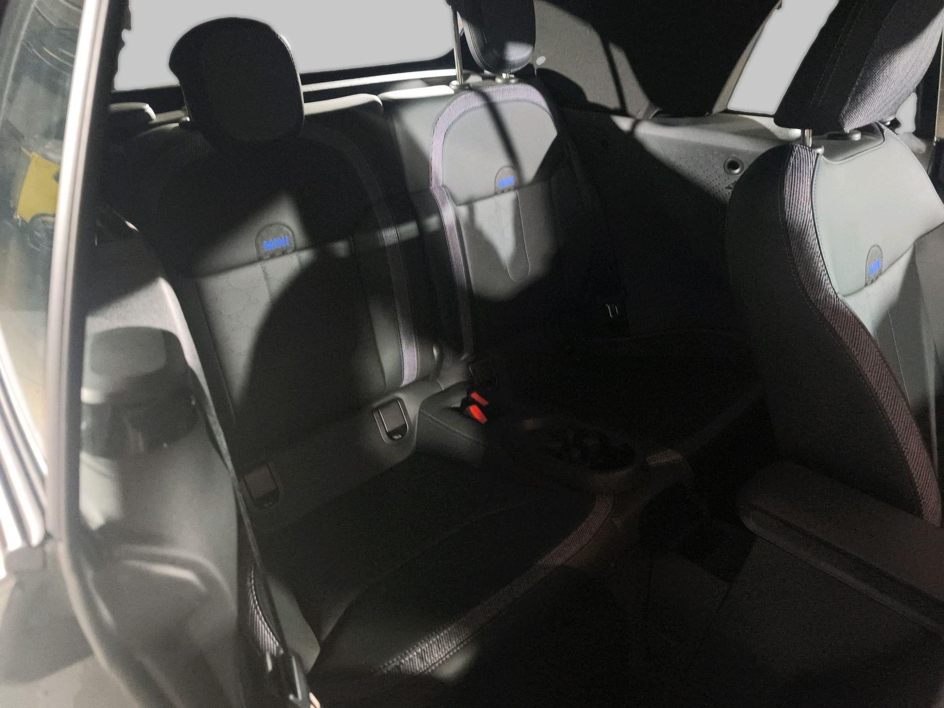 fotoG 9 del MINI MINI Cabrio Cooper C 120 kW (163 CV) 163cv Gasolina del 2025 en Madrid