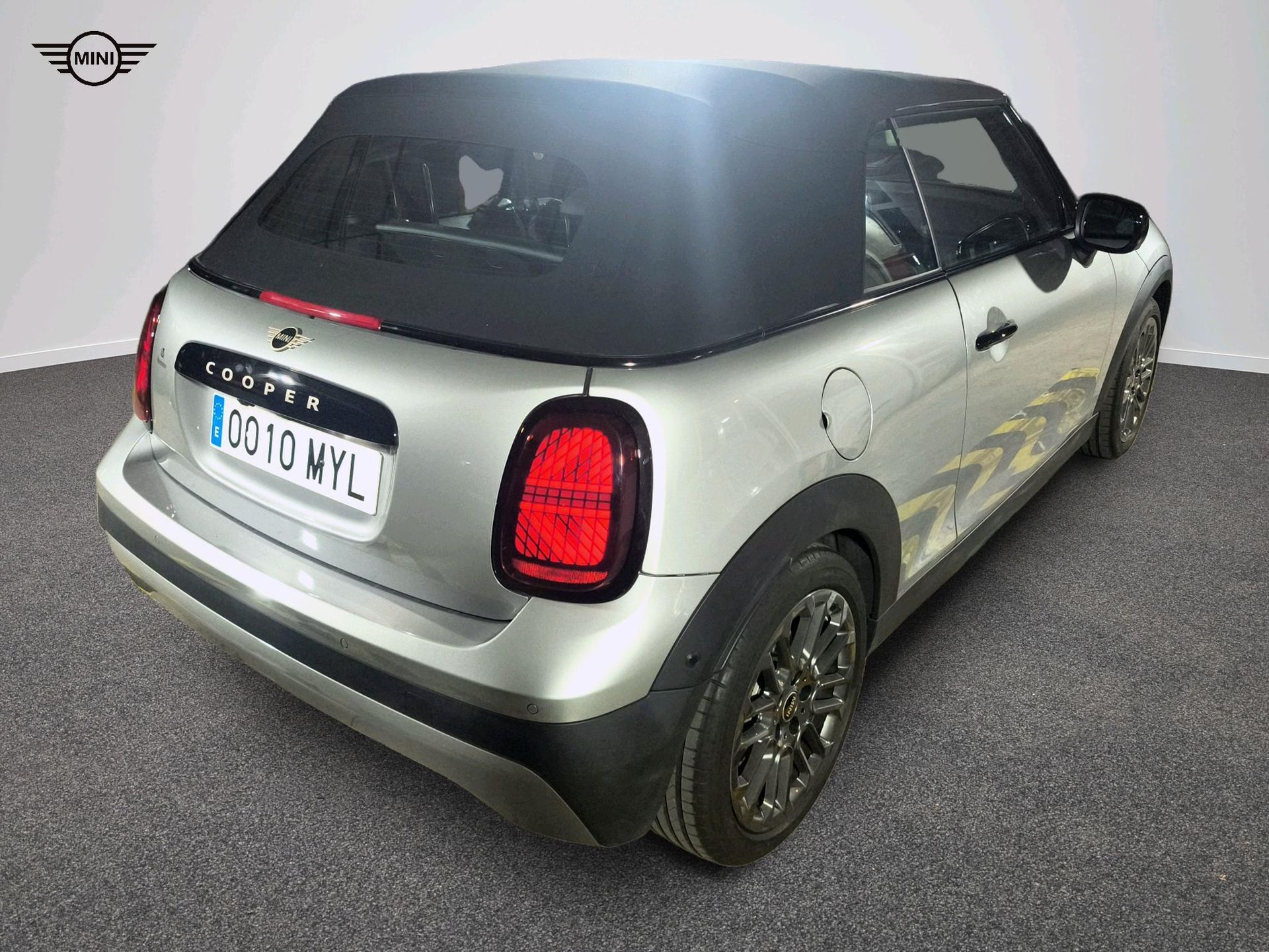 fotoG 4 del MINI MINI Cabrio Cooper C 120 kW (163 CV) 163cv Gasolina del 2025 en Madrid