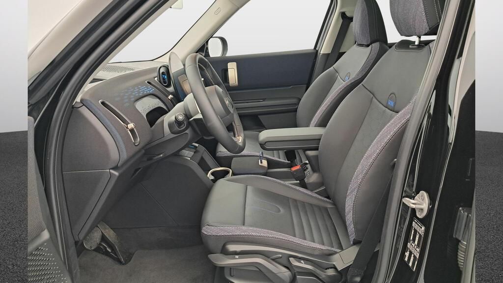 fotoG 8 del MINI MINI Countryman C 125 kW (170 CV) 170cv Gasolina del 2025 en Madrid