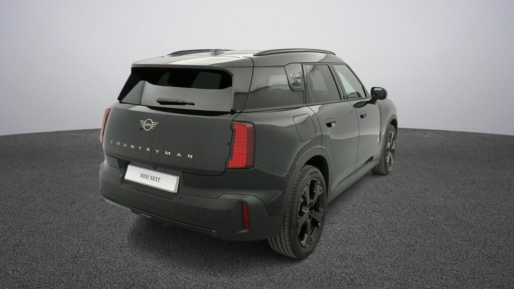 fotoM 5 del MINI MINI Countryman C 125 kW (170 CV) 170cv Gasolina del 2025 en Madrid