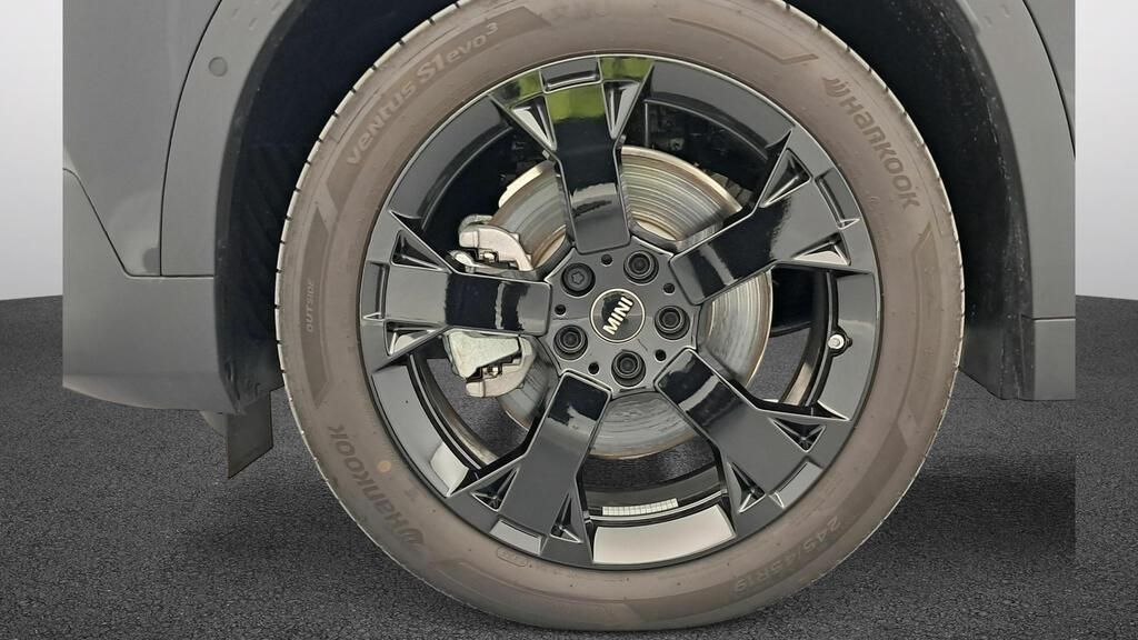 fotoG 12 del MINI MINI Countryman C 125 kW (170 CV) 170cv Gasolina del 2025 en Madrid