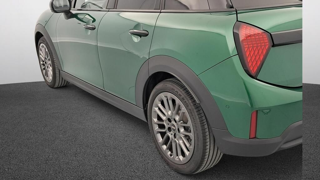 fotoG 17 del MINI MINI 5 Puertas Cooper C 115 kW (156 CV) 156cv Gasolina del 2025 en Madrid