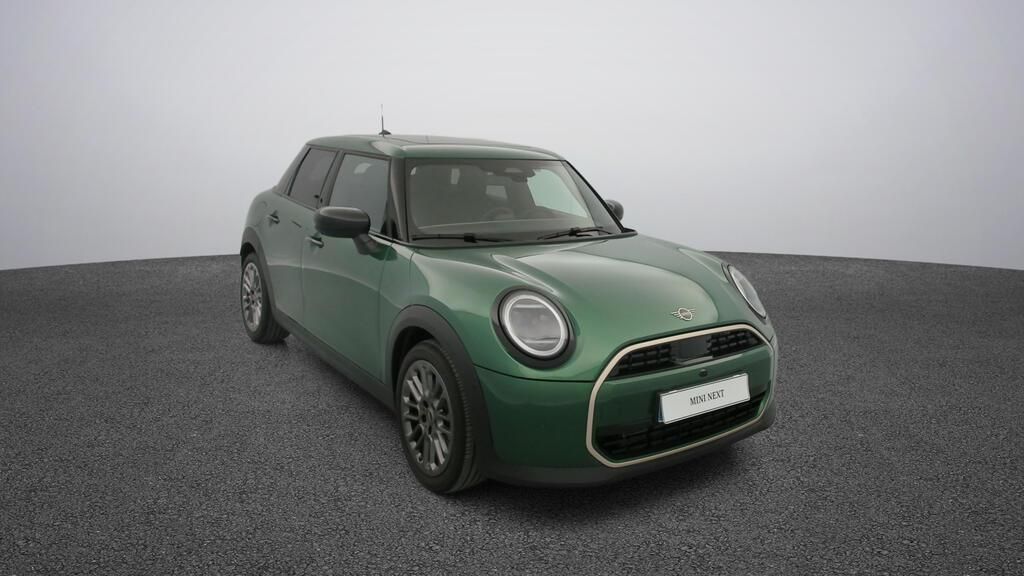 fotoG 15 del MINI MINI 5 Puertas Cooper C 115 kW (156 CV) 156cv Gasolina del 2025 en Madrid