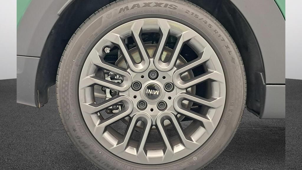 fotoG 14 del MINI MINI 5 Puertas Cooper C 115 kW (156 CV) 156cv Gasolina del 2025 en Madrid