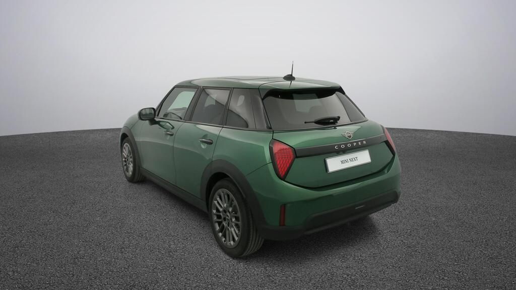 fotoG 4 del MINI MINI 5 Puertas Cooper C 115 kW (156 CV) 156cv Gasolina del 2025 en Madrid