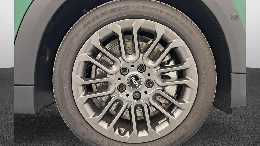 fotoG 11 del MINI MINI 5 Puertas Cooper C 115 kW (156 CV) 156cv Gasolina del 2025 en Madrid