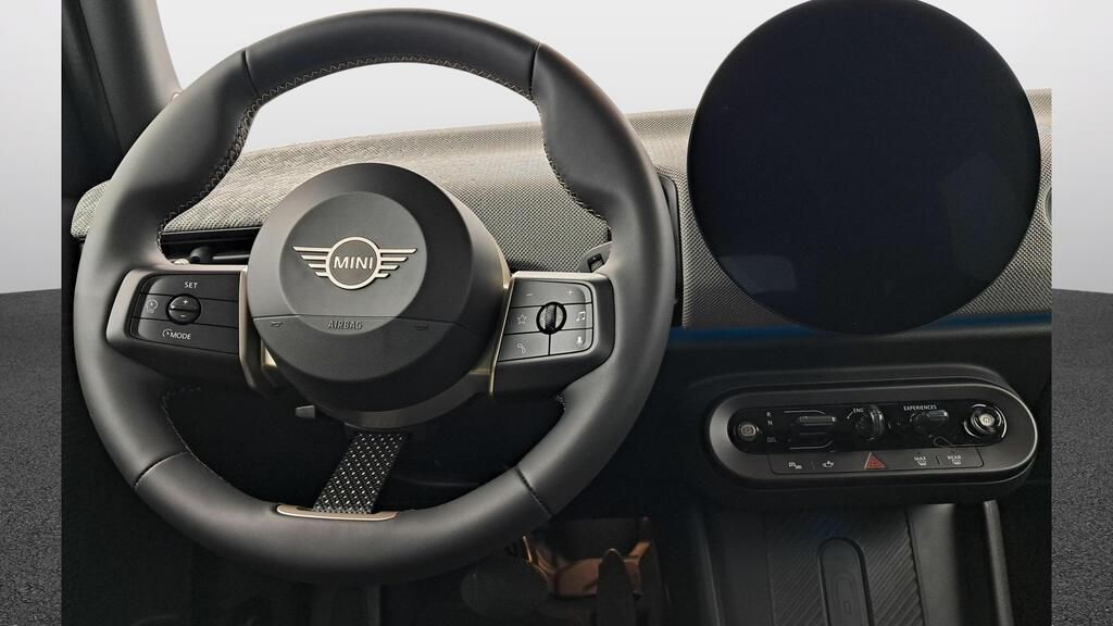 fotoG 7 del MINI MINI 5 Puertas Cooper C 115 kW (156 CV) 156cv Gasolina del 2025 en Madrid