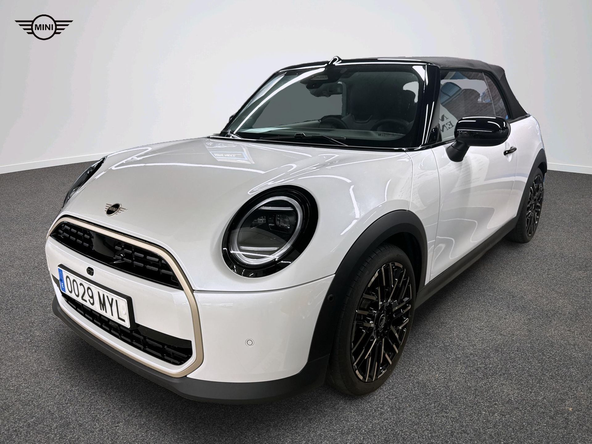 Fotos de MINI Cabrio Cooper C 120 kW (163 CV)