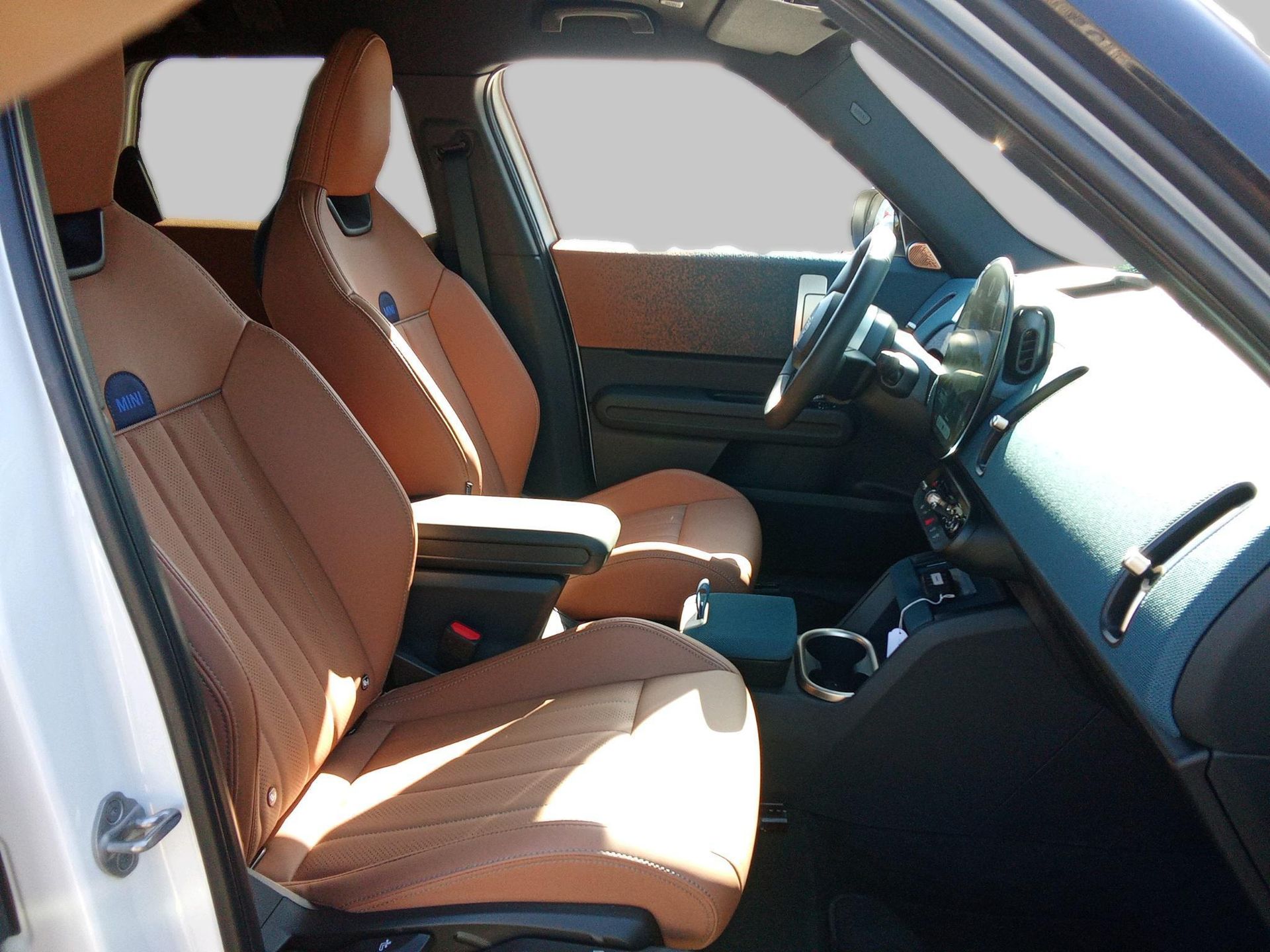 fotoG 8 del MINI MINI Countryman C 125 kW (170 CV) 170cv Gasolina del 2025 en Madrid