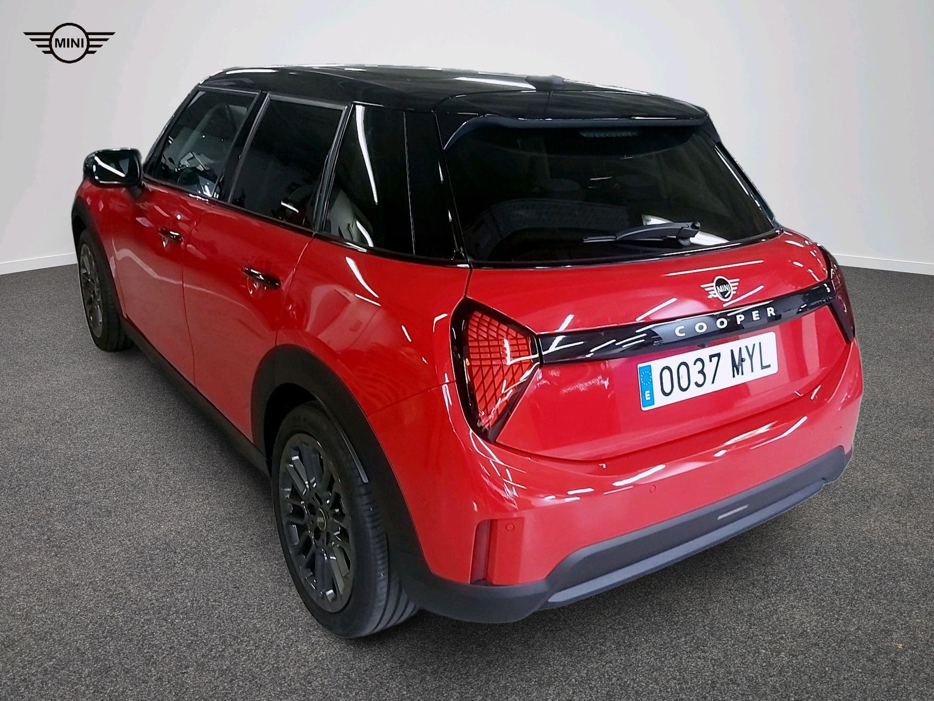 fotoG 4 del MINI MINI 5 Puertas Cooper C 115 kW (156 CV) 156cv Gasolina del 2025 en Madrid