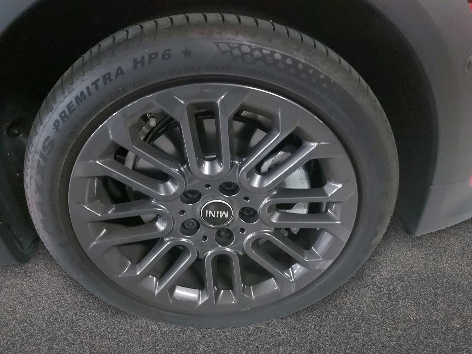 fotoG 12 del MINI MINI 5 Puertas Cooper C 115 kW (156 CV) 156cv Gasolina del 2025 en Madrid