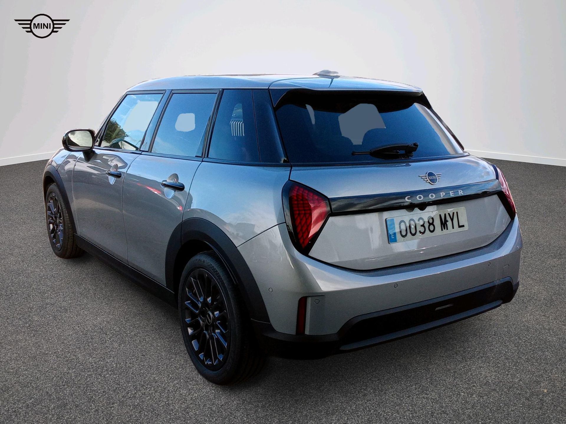 fotoG 5 del MINI MINI 5 Puertas Cooper C 115 kW (156 CV) 156cv Gasolina del 2025 en Madrid