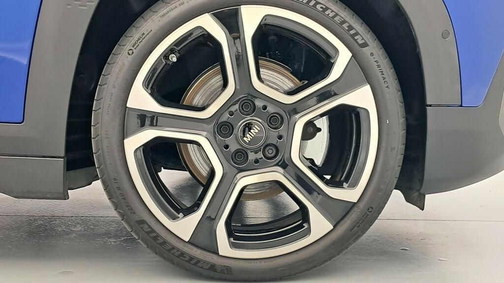 fotoG 15 del MINI MINI Aceman E 135 kW (184 CV) 184cv Eléctrico del 2025 en Madrid