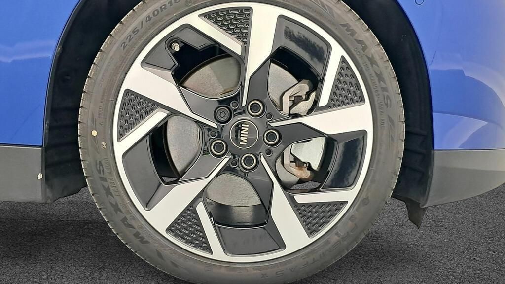 fotoG 15 del Mini MINI Cooper Eléctrico Cooper SE 218cv Eléctrico del 2024 en Madrid