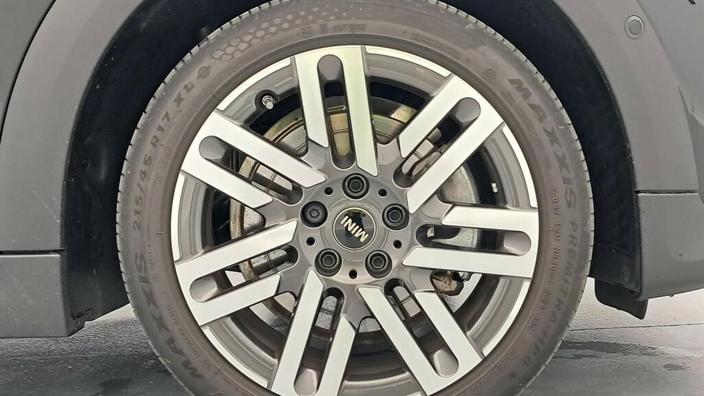 fotoG 14 del MINI MINI Cooper C 115 kW (156 CV) 156cv Gasolina del 2025 en Madrid