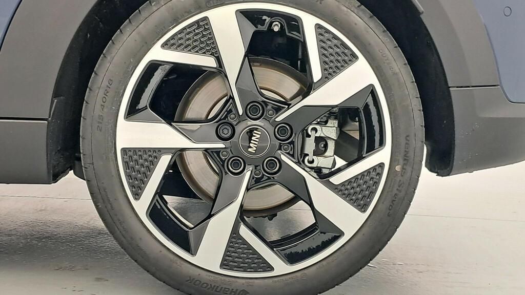 fotoG 12 del MINI MINI Cooper 5 Puertas C 115 kW (156 CV) 156cv Gasolina del 2025 en Madrid