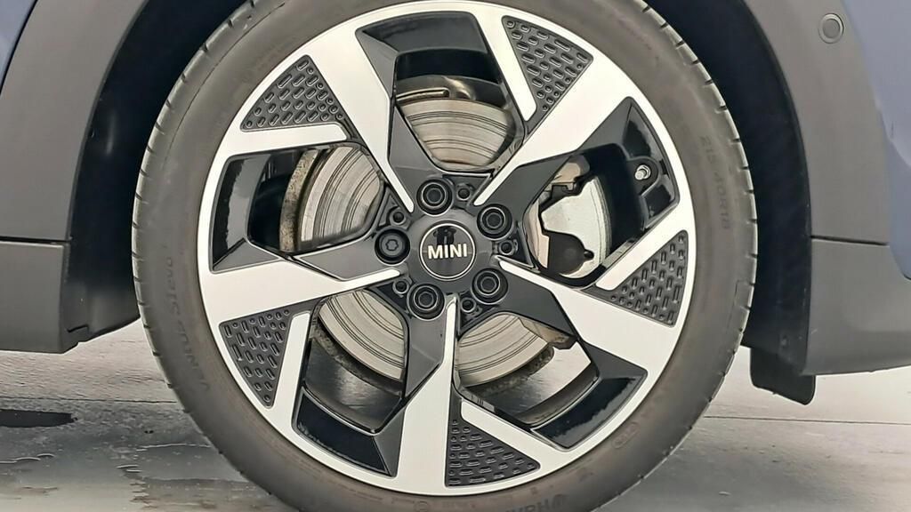 fotoG 15 del MINI MINI Cooper 5 Puertas C 115 kW (156 CV) 156cv Gasolina del 2025 en Madrid
