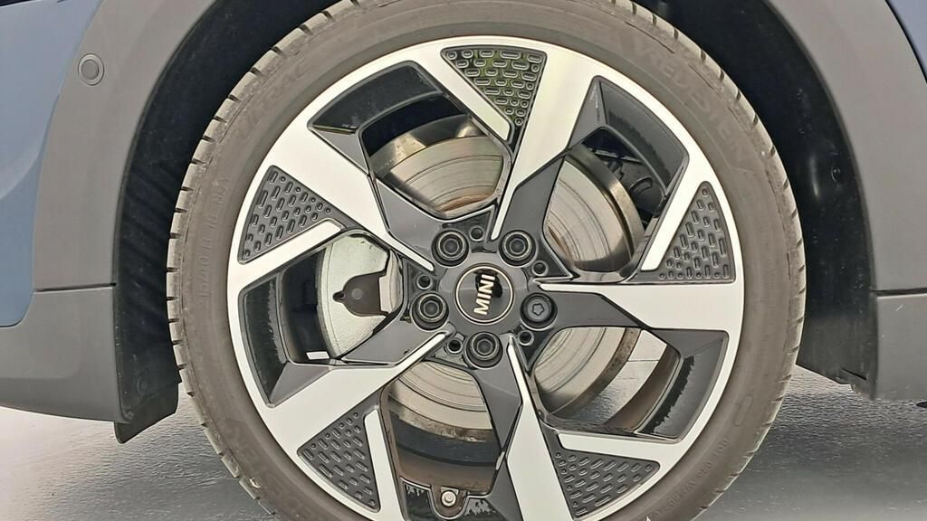 fotoG 12 del MINI MINI Cooper 5 Puertas C 115 kW (156 CV) 156cv Gasolina del 2025 en Madrid