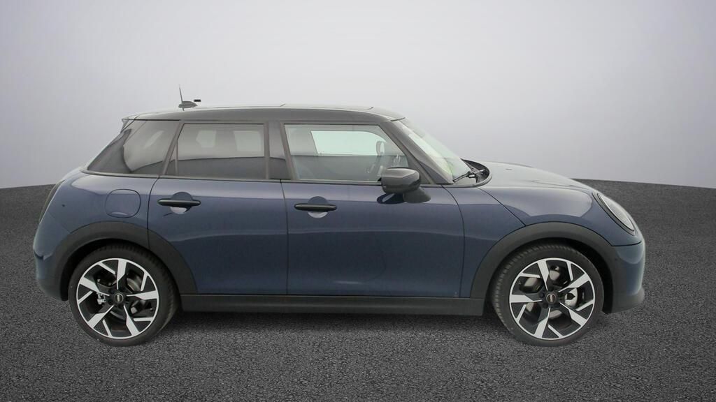 Fotos de MINI Cooper 5 Puertas C 115 kW (156 CV)