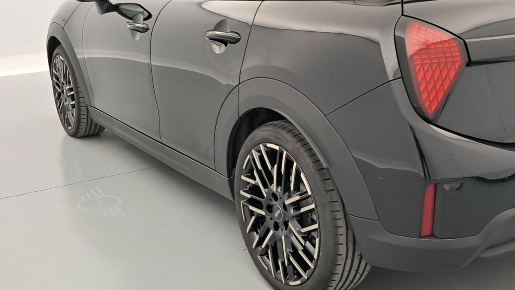 fotoG 17 del MINI MINI Cooper 5 Puertas C 115 kW (156 CV) 156cv Gasolina del 2025 en Madrid