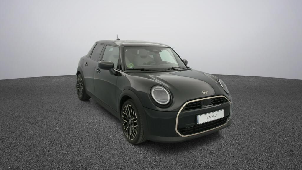 fotoG 16 del MINI MINI Cooper 5 Puertas C 115 kW (156 CV) 156cv Gasolina del 2025 en Madrid