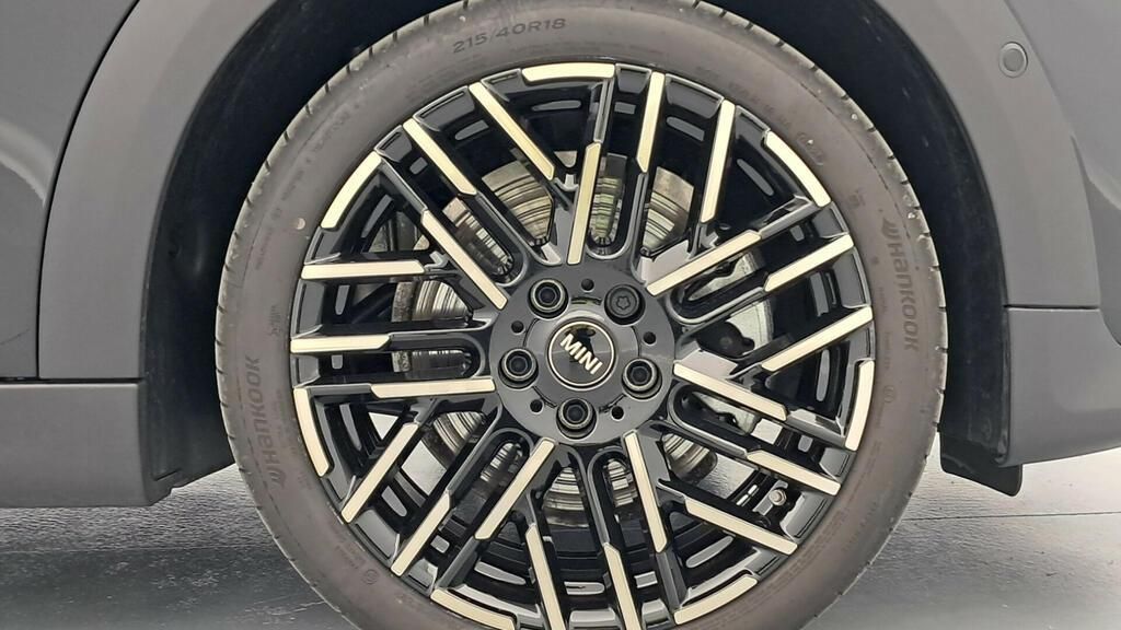 fotoG 12 del MINI MINI Cooper 5 Puertas C 115 kW (156 CV) 156cv Gasolina del 2025 en Madrid