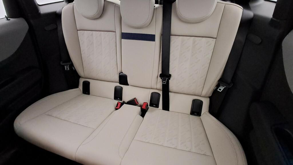 fotoG 9 del MINI MINI Cooper 5 Puertas C 115 kW (156 CV) 156cv Gasolina del 2025 en Madrid