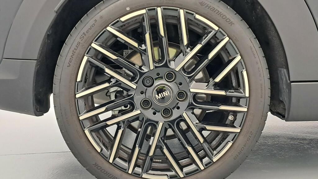 fotoG 14 del MINI MINI Cooper 5 Puertas C 115 kW (156 CV) 156cv Gasolina del 2025 en Madrid