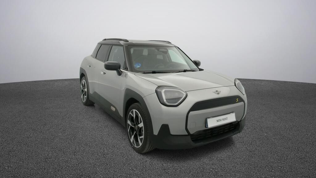 fotoG 16 del Mini MINI Aceman SE 218cv Eléctrico del 2025 en Madrid