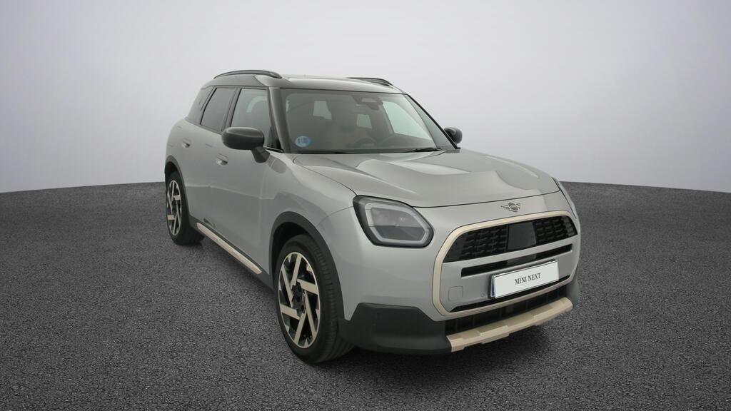 fotoG 16 del MINI MINI Countryman D 120 kW (163 CV) 163cv Diésel del 2025 en Madrid