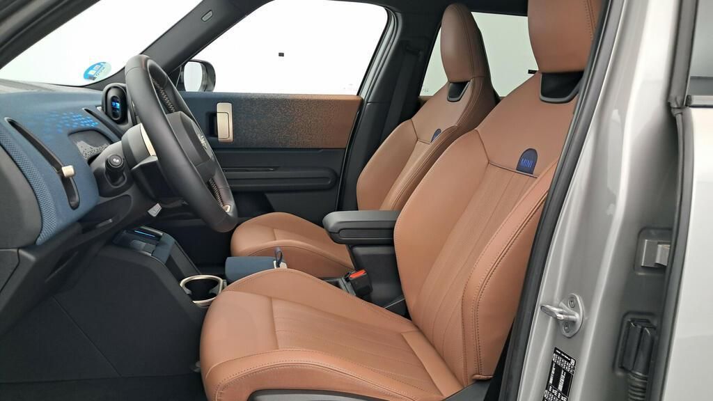 fotoG 8 del MINI MINI Countryman D 120 kW (163 CV) 163cv Diésel del 2025 en Madrid