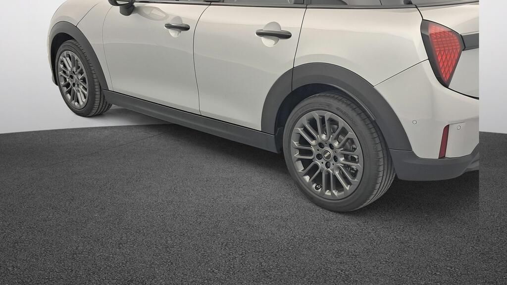 fotoG 18 del MINI MINI Cooper 5 Puertas S 150 kW (204 CV) 204cv Gasolina del 2025 en Madrid