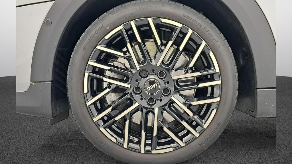 fotoG 13 del MINI MINI Cooper 5 Puertas S 150 kW (204 CV) 204cv Gasolina del 2025 en Madrid