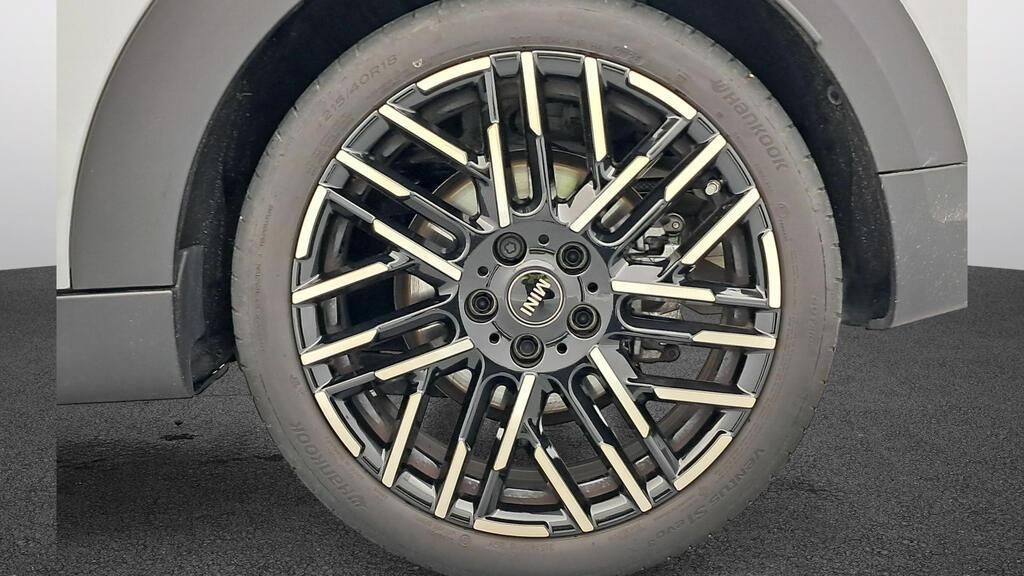 fotoG 15 del MINI MINI Cooper 5 Puertas S 150 kW (204 CV) 204cv Gasolina del 2025 en Madrid