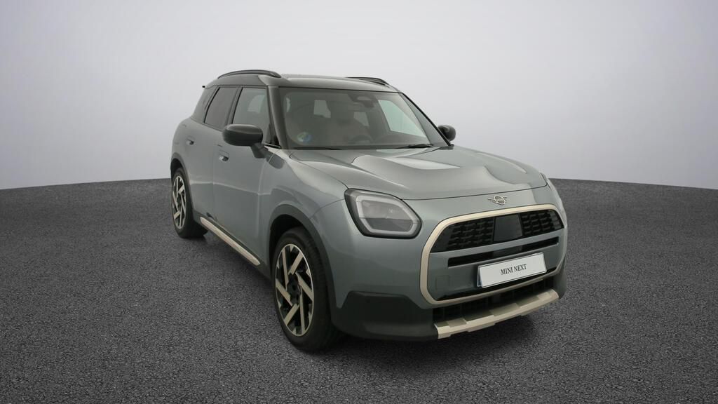 fotoG 16 del MINI MINI Countryman C 125 kW (170 CV) 170cv Gasolina del 2025 en Madrid